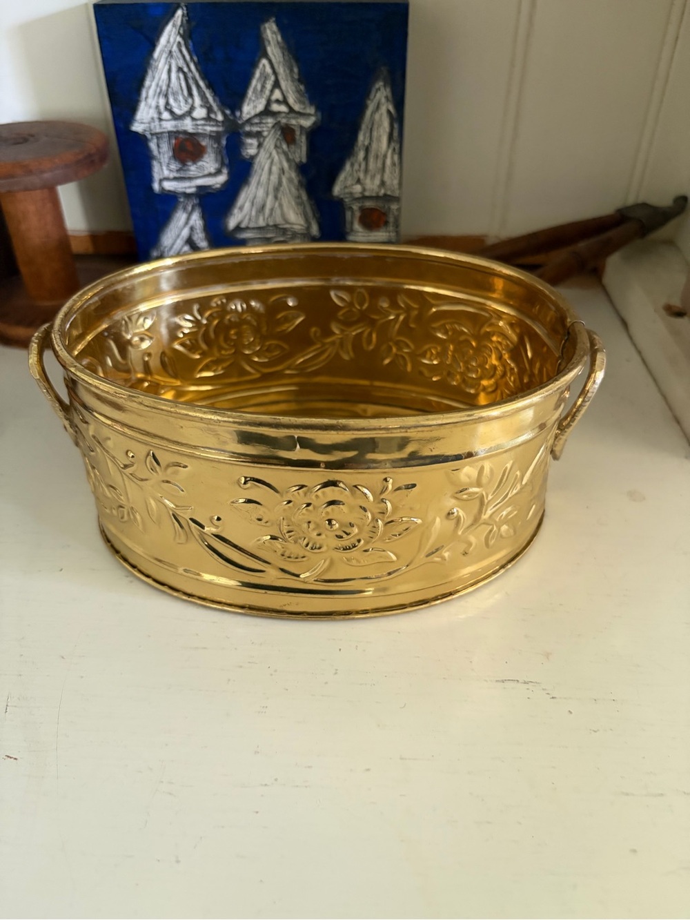HTC Gold Oval Planter